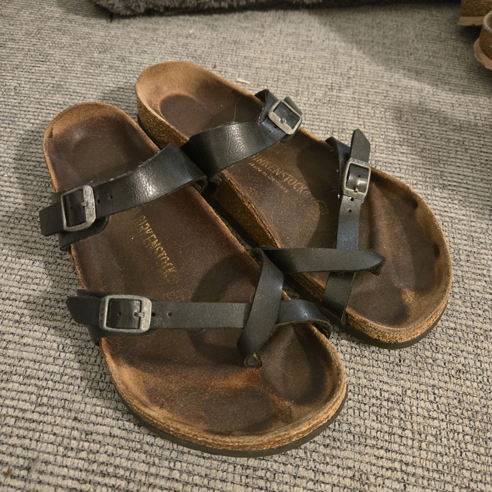 Birkenstock Black Strappy Sandals 40